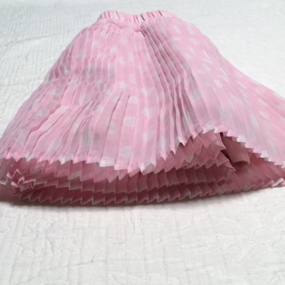 2T (4/$20) Pleated Skort by Joe Fresh - Picture 15 of 16